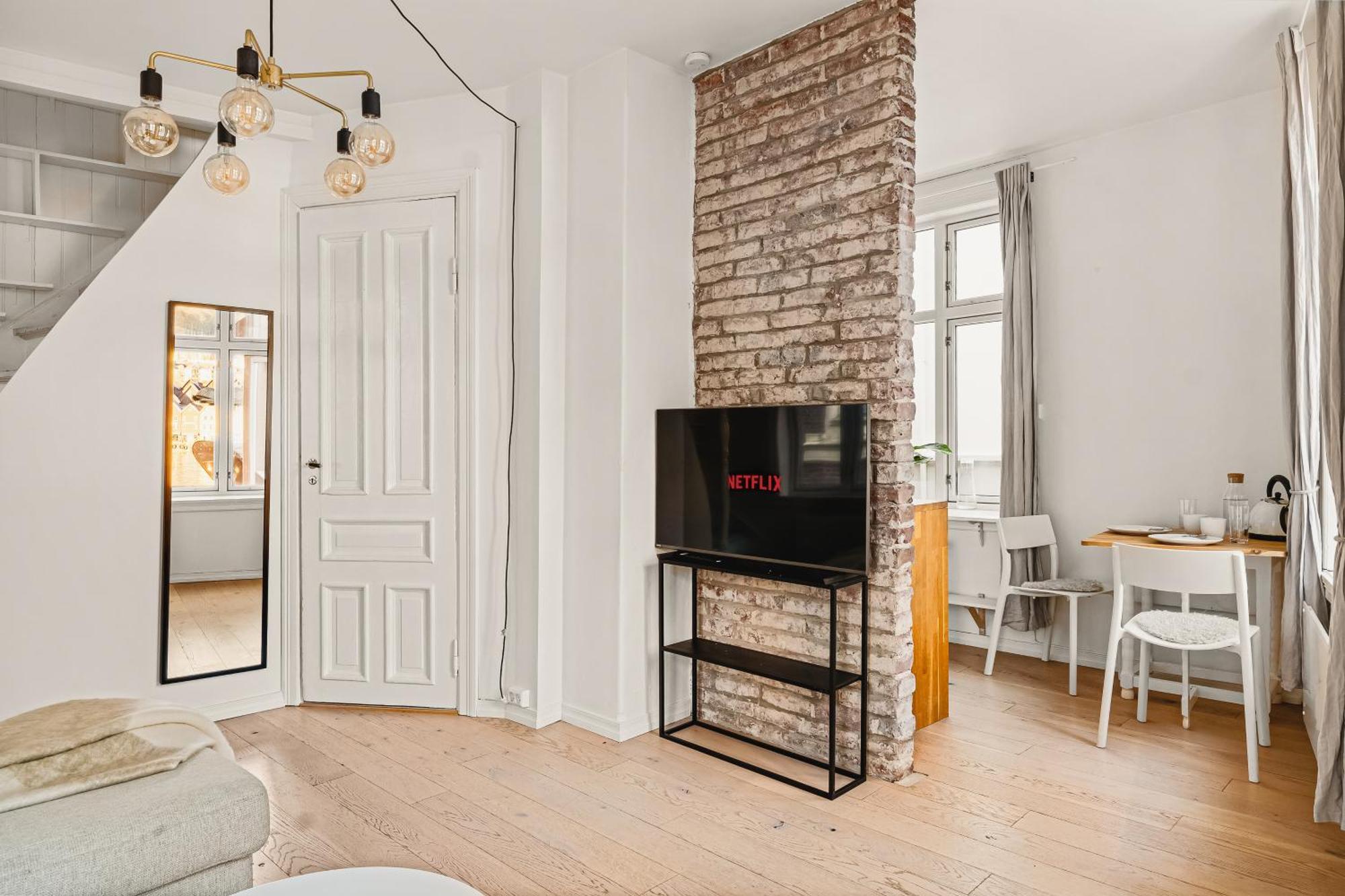 Live In Historic Building - View To Bryggen Apartment Bergen Exterior foto