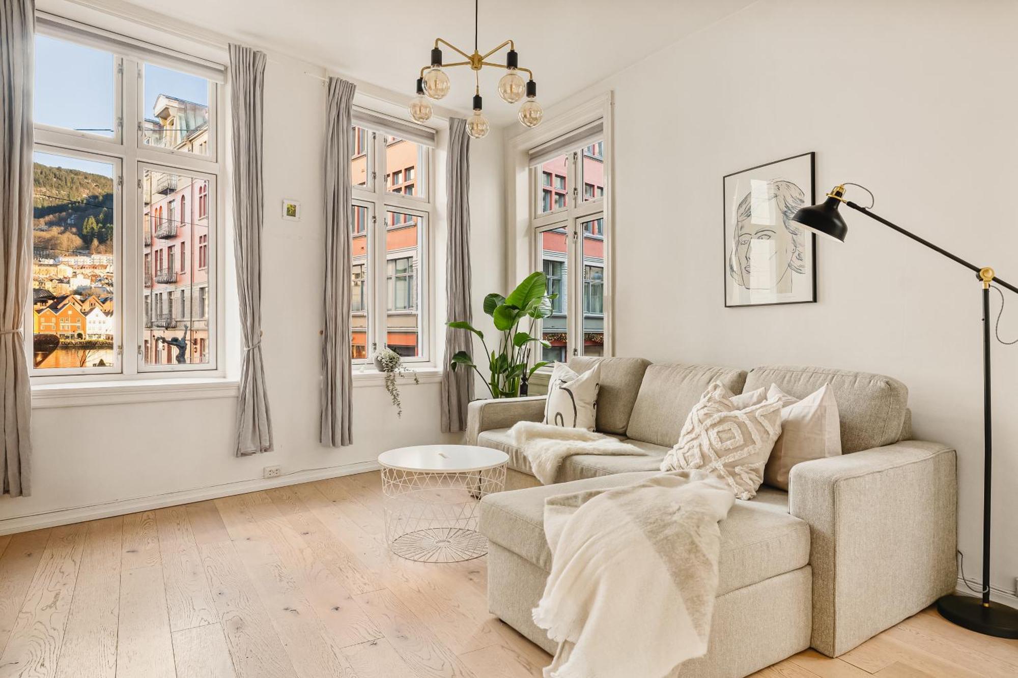 Live In Historic Building - View To Bryggen Apartment Bergen Exterior foto